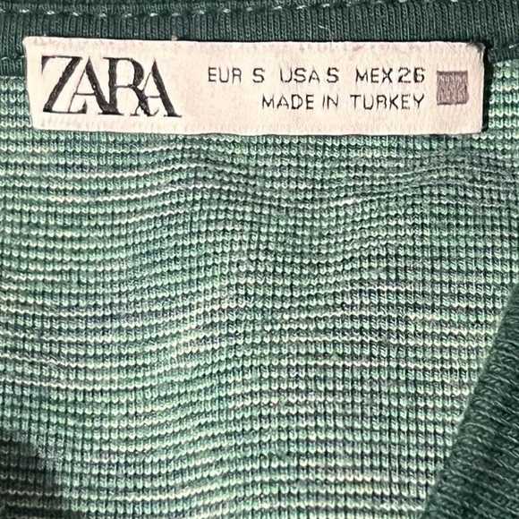 Zara Green Geometric Long Sleeve Blouse - Picture 5 of 5